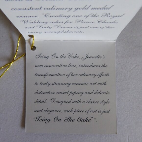 RETIRED JEANETTE J. McCALL ICING ON THE CAKE CERAMIC PITCHER & TRAY (NEW IN BOX) - Picture 16 of 16